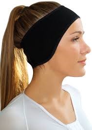 photo femme portant headband